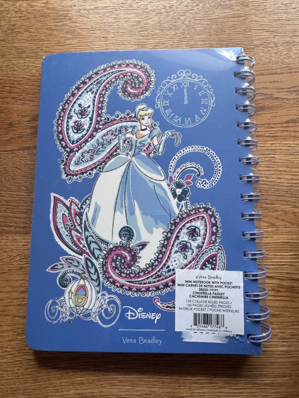 Vera Bradley Disney Cinderella Mini Notebook with Pocket NWT - Picture 4 of 6